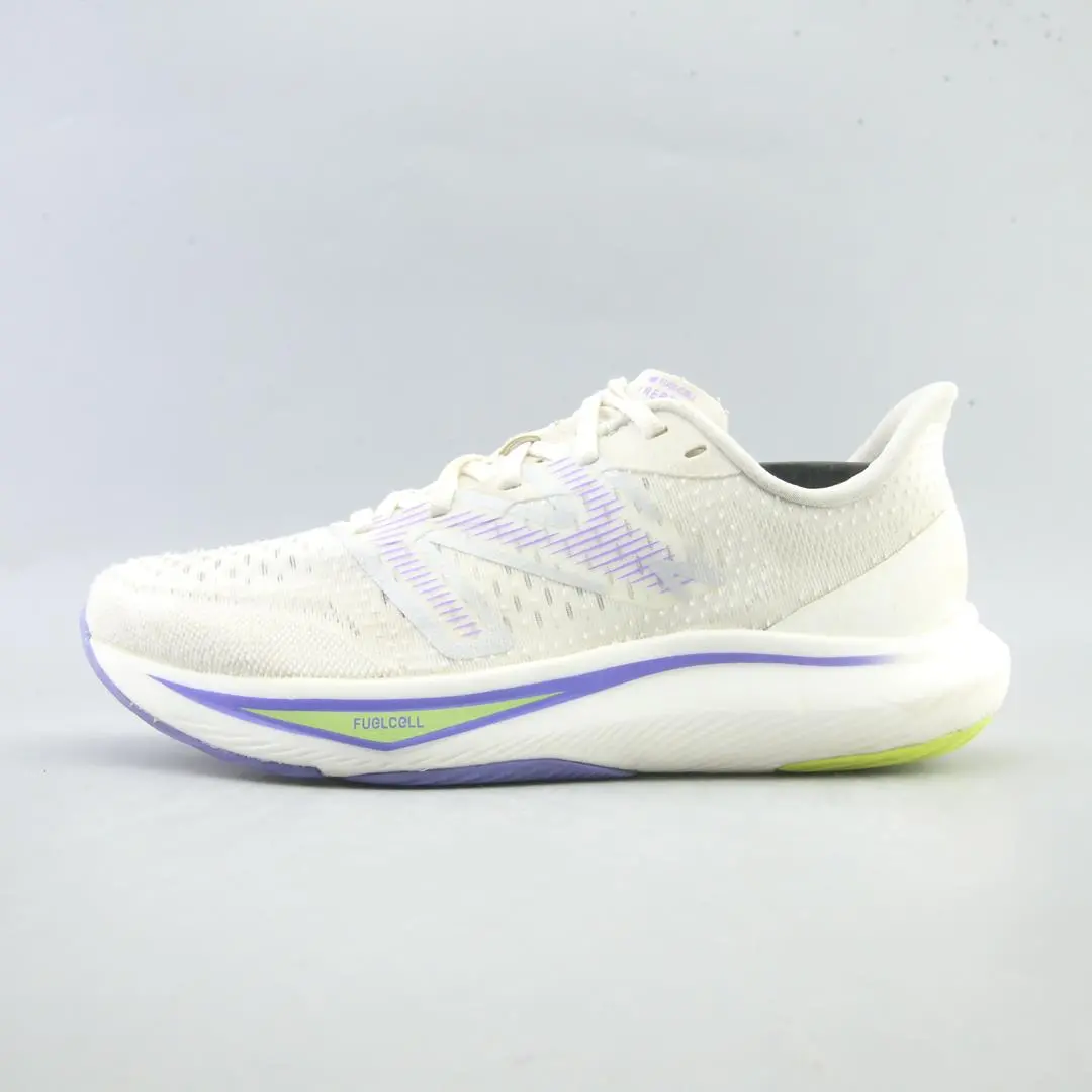 New Balance Fuelcell Rebel V3 1