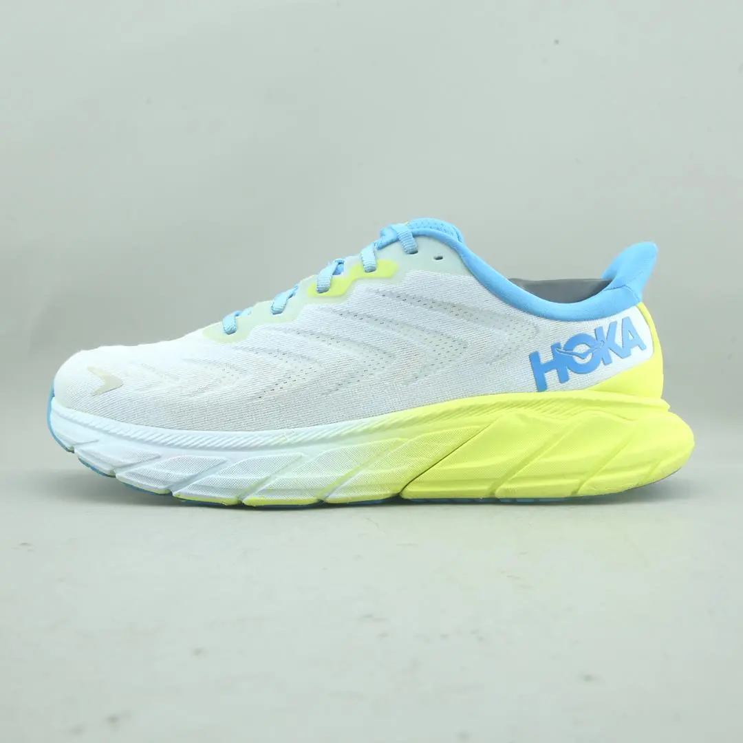 Hoka One One Arahi 6 1