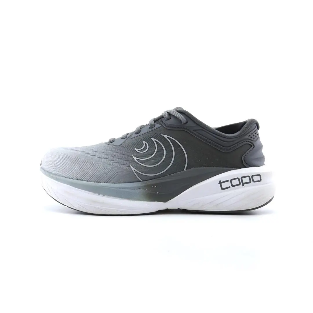 Topo Athletic  Phantom 4 1