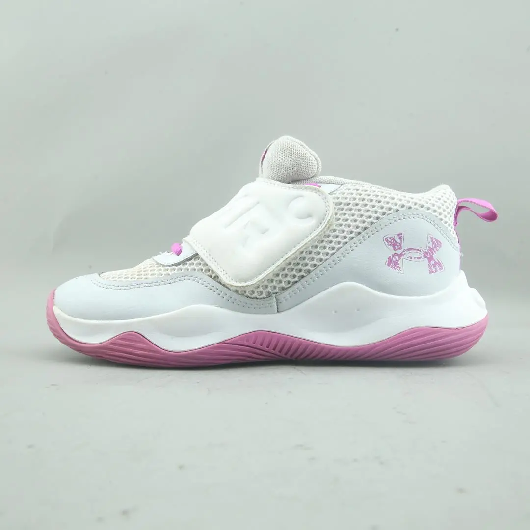 Under Armour  Zone Bb2 1