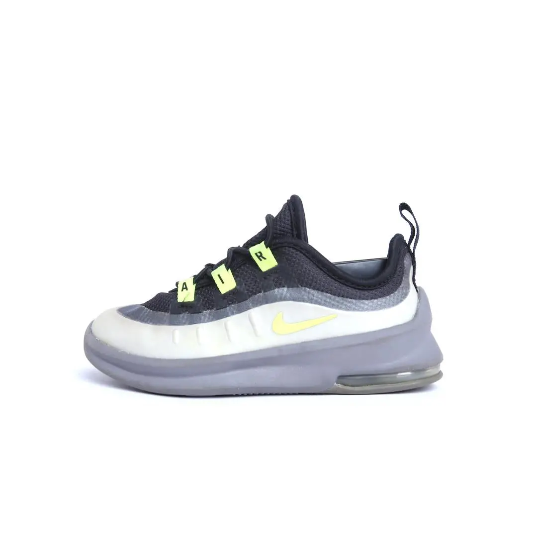 Nike Air Max Axis 1
