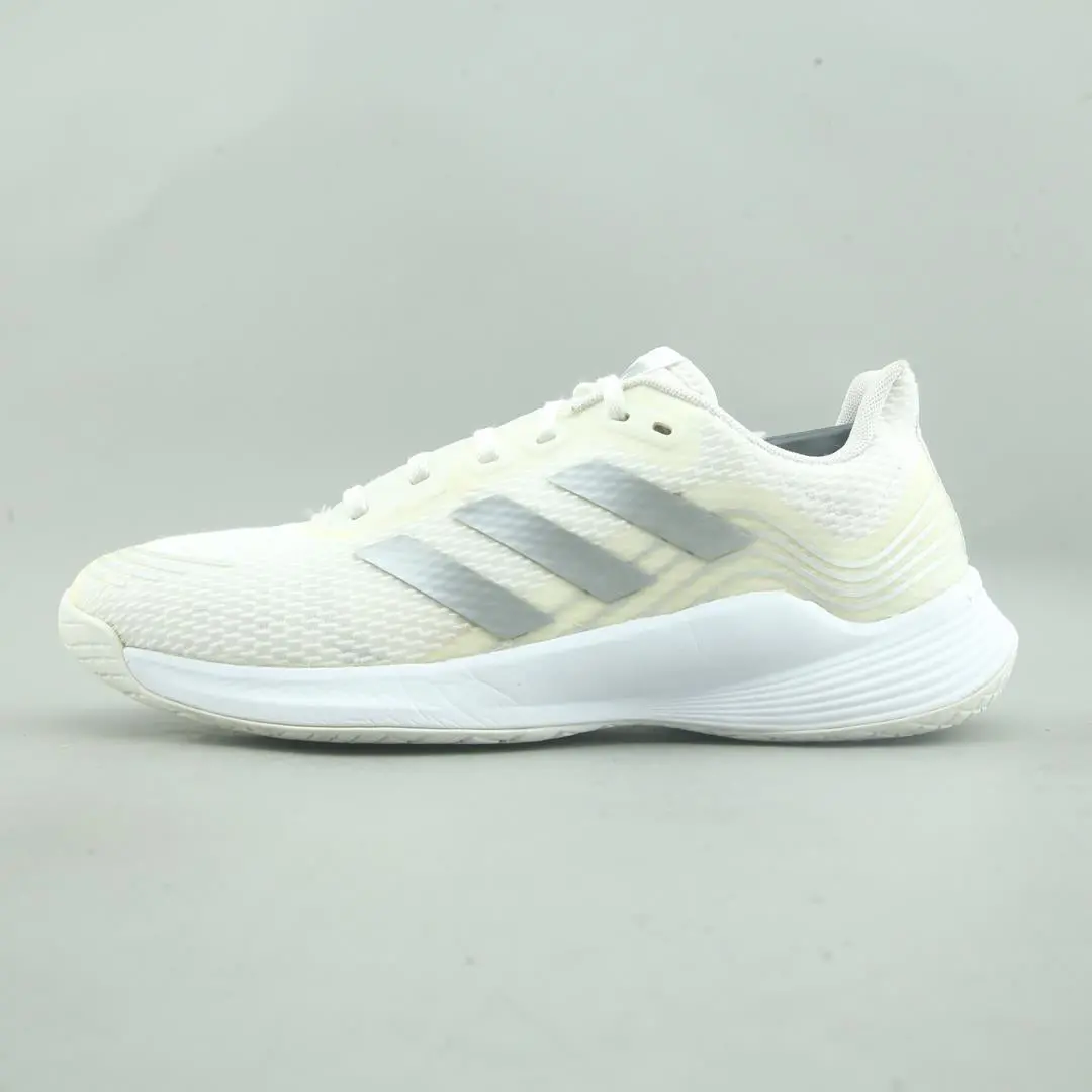 Adidas Novaflight 1