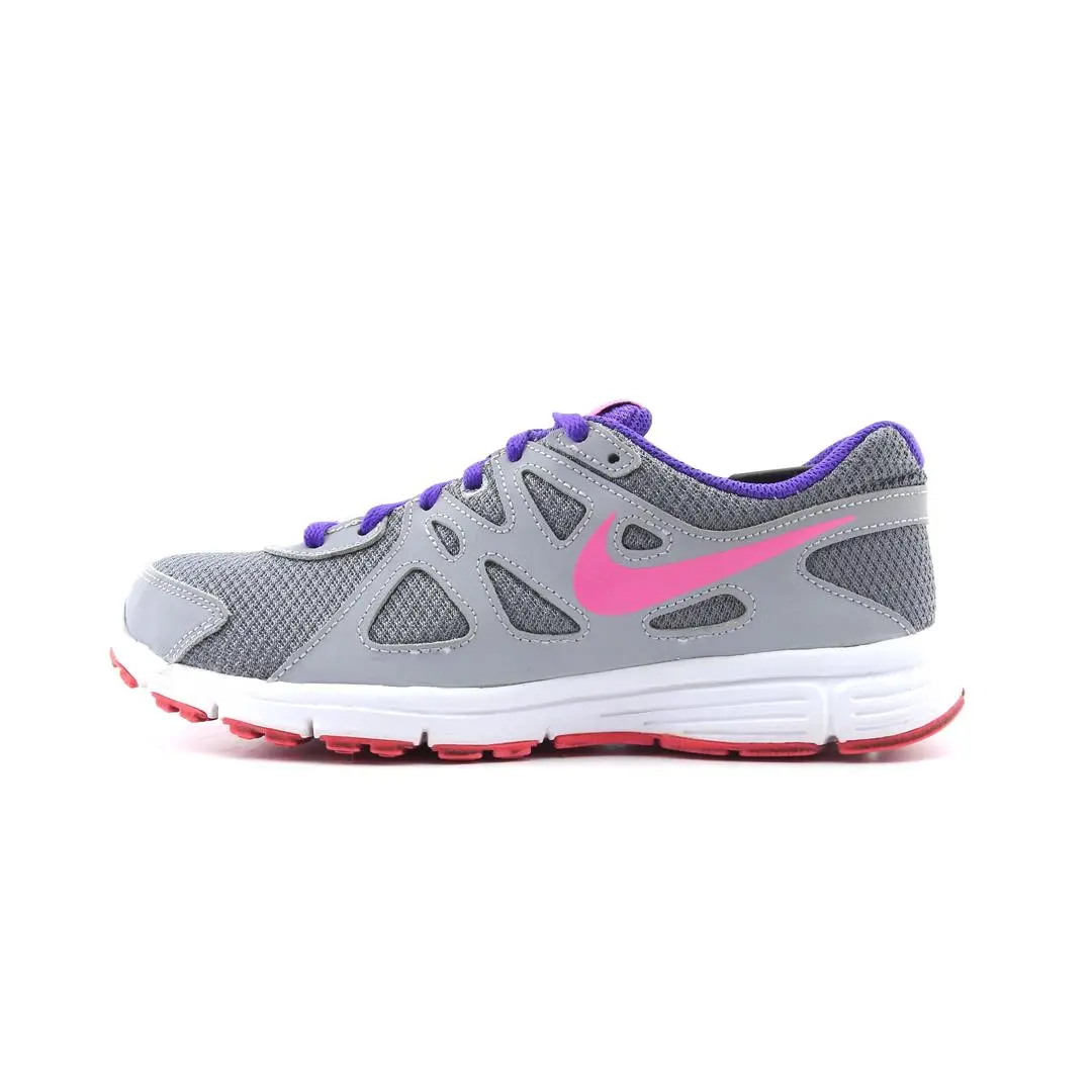 Nike Revolution 2 1