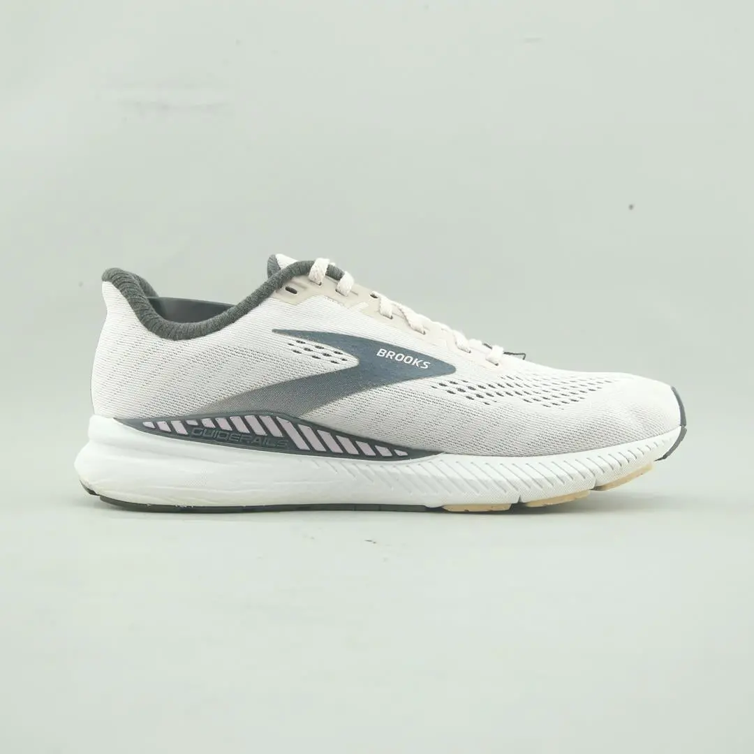 Brooks Launch Gts 8 2