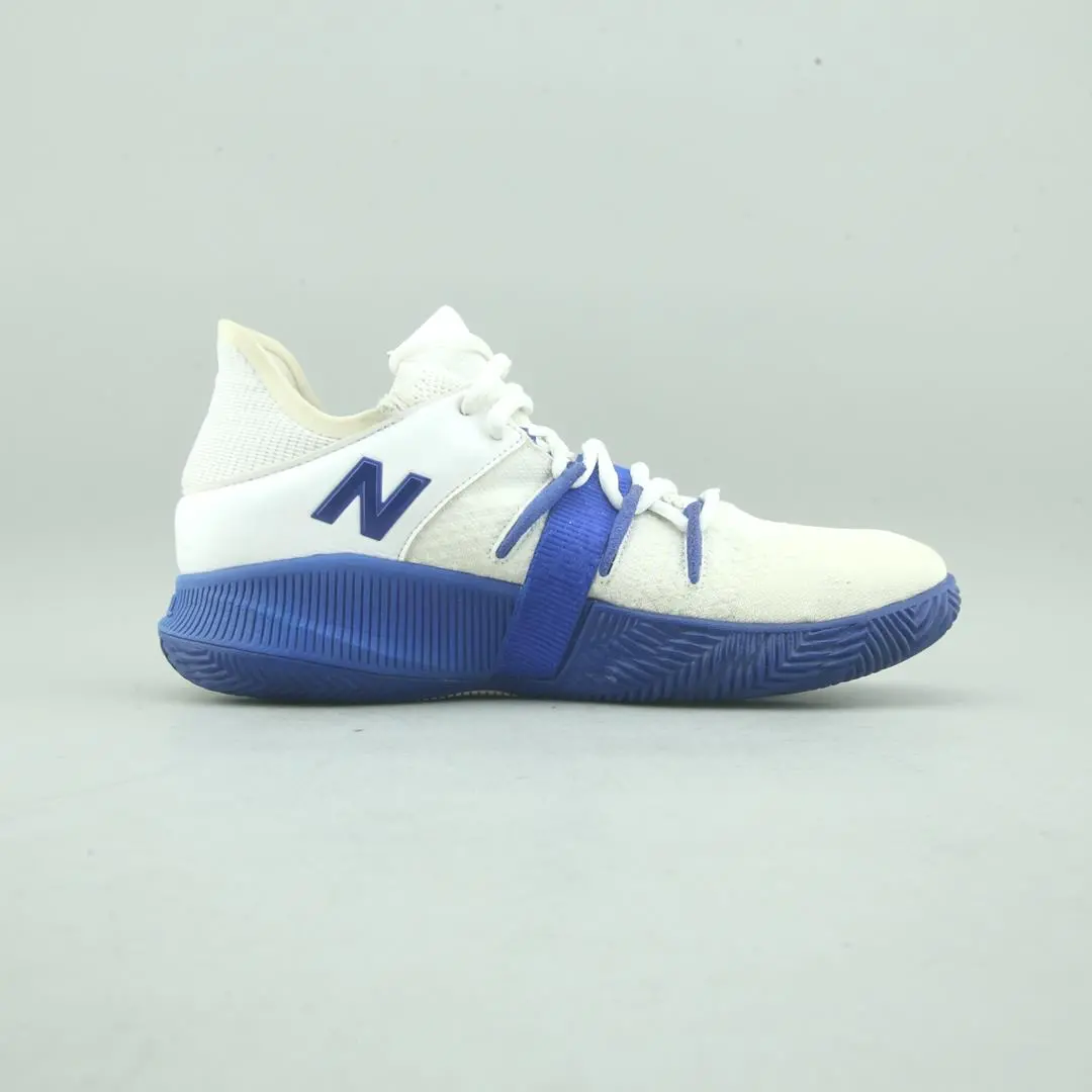 New Balance Omnis 2