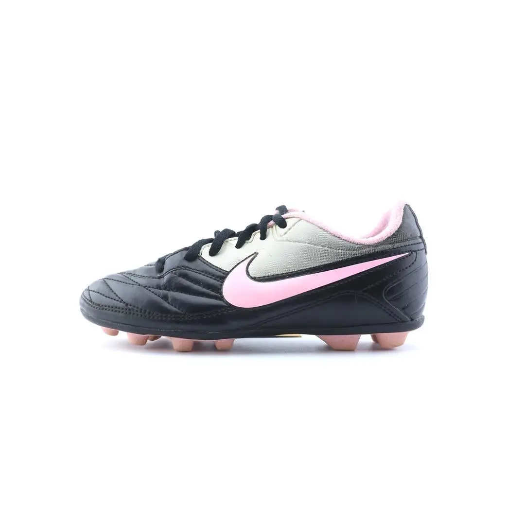 Nike Athletic Cleats 1