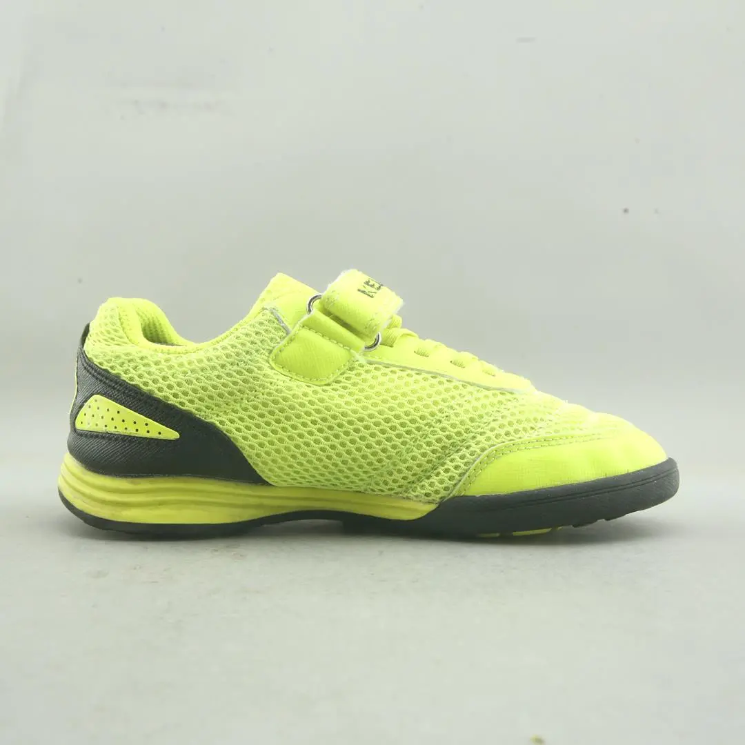 Kelme Laceless Soccer 2