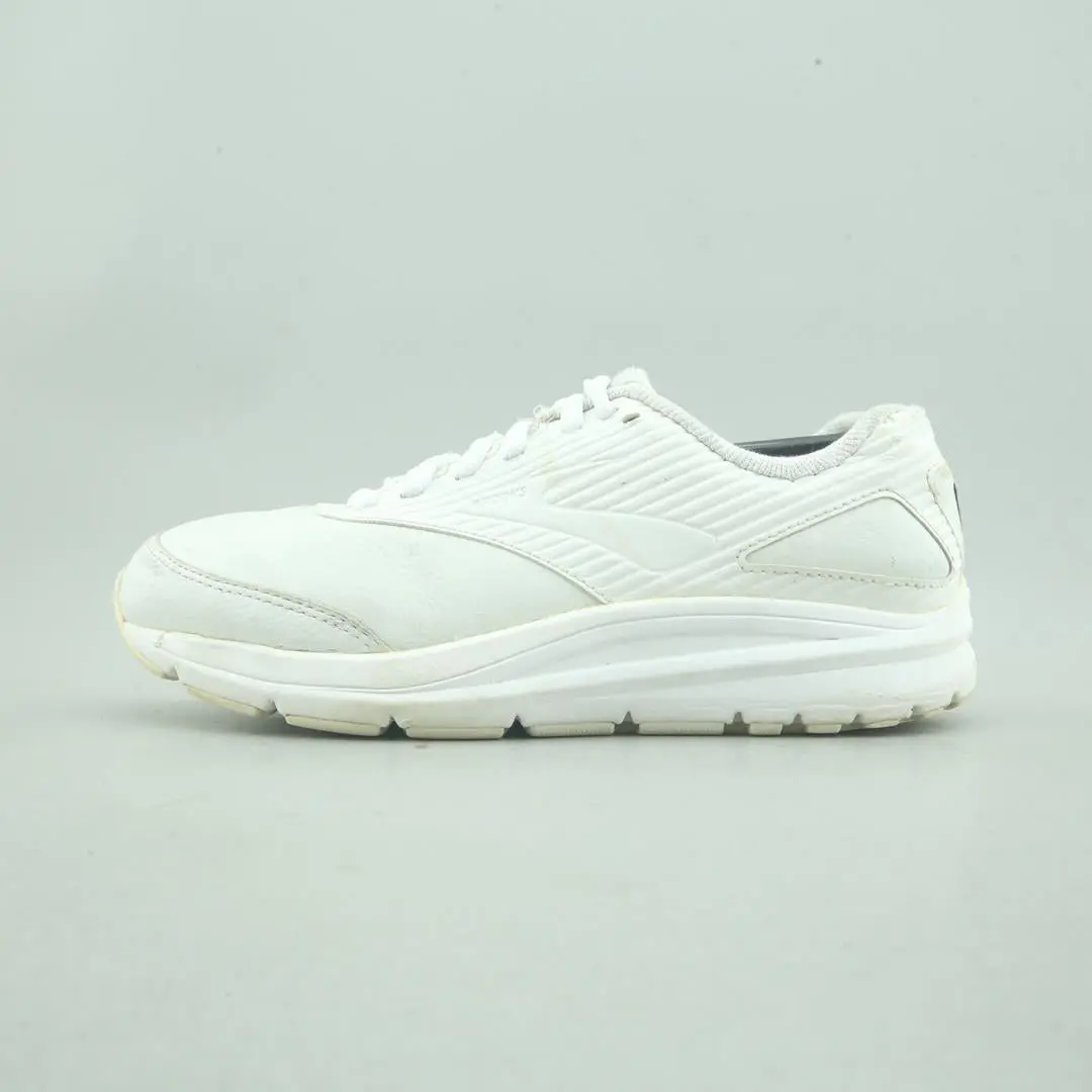 Brooks Addiction Walker 1