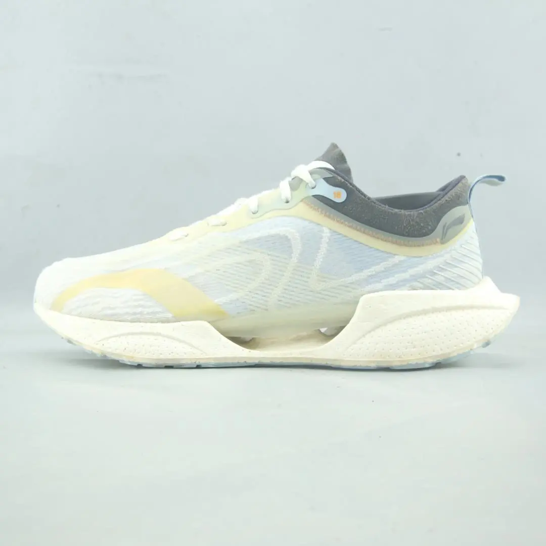 Li-Ning Super Light 18 1