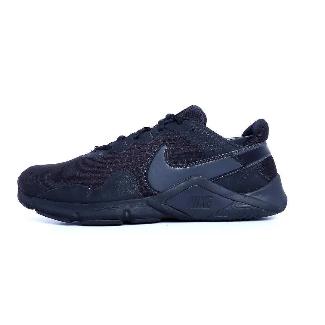 Nike Legend Essential 2 1