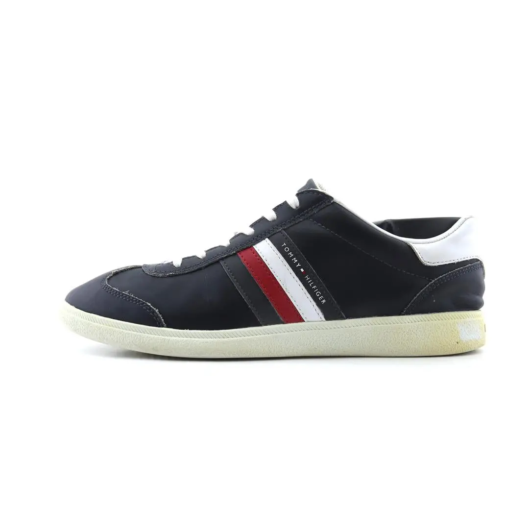 Tommy Hilfiger Essential Signature Cupsole Trainers 1