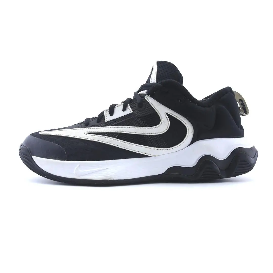 Nike Giannis Immortality 3 1
