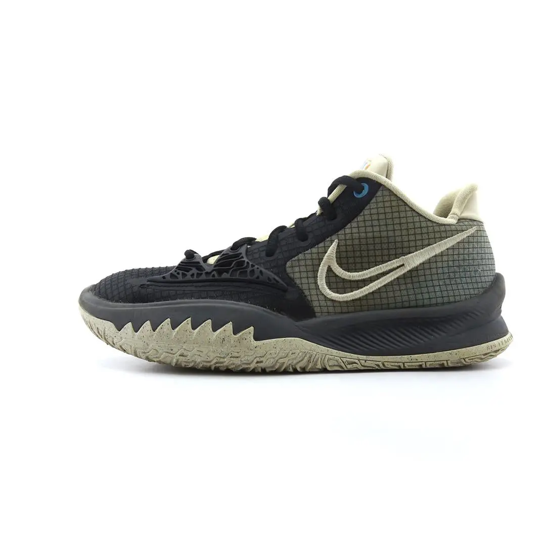 Nike Kyrie 4 Low 1