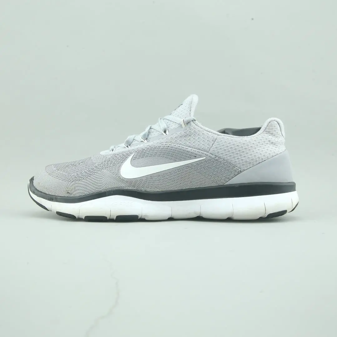 Nike Free Trainer V7 1
