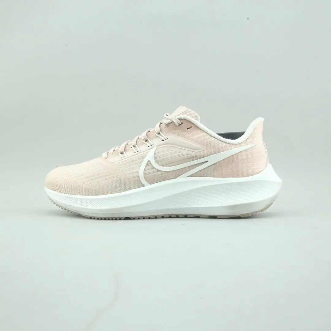 Nike Air Zoom Pegasus 39 1