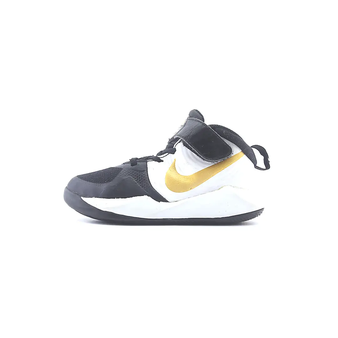 Nike  Team Hustle D 9 1