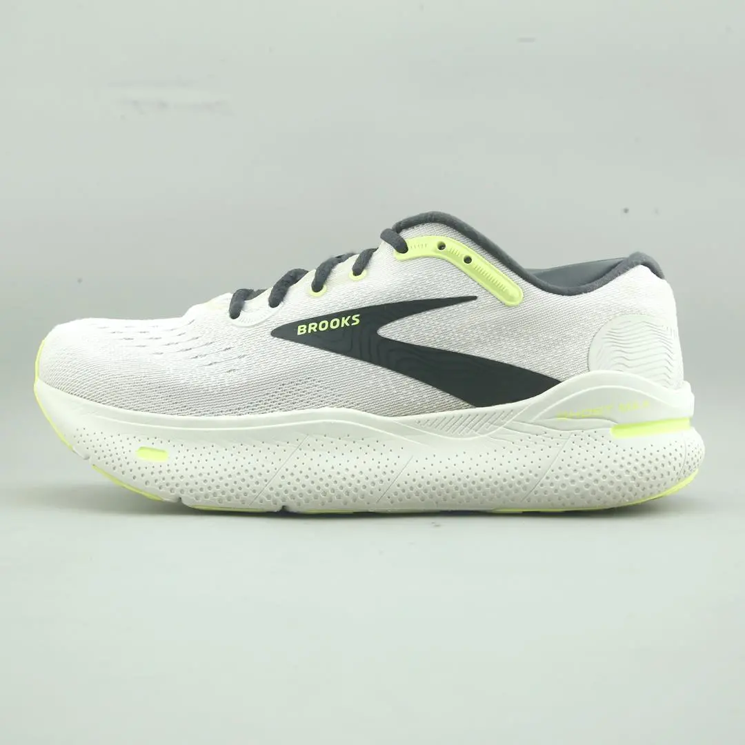Brooks  Ghost Max 1