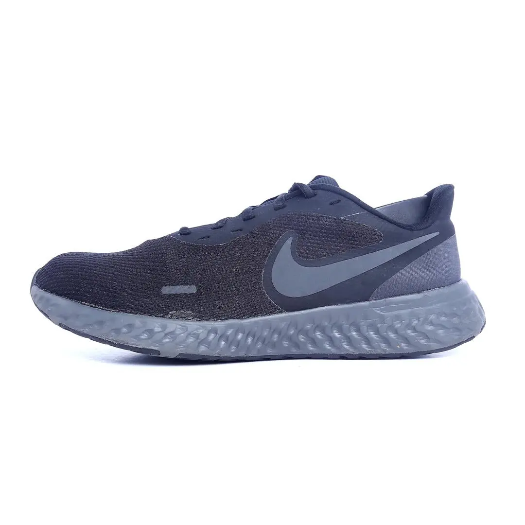 Nike  Revolution 5 1
