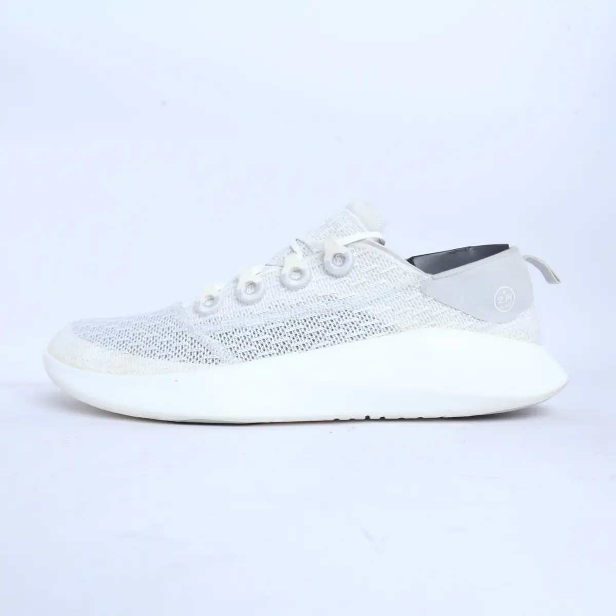 Allbirds Super Light Tree Runners- Limited Edition Blizzard (Blizzard Sole) 1