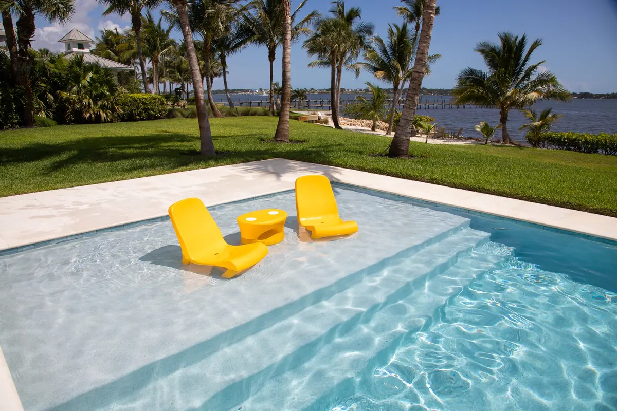 Tenjam Freelo Chair - Yellow 1