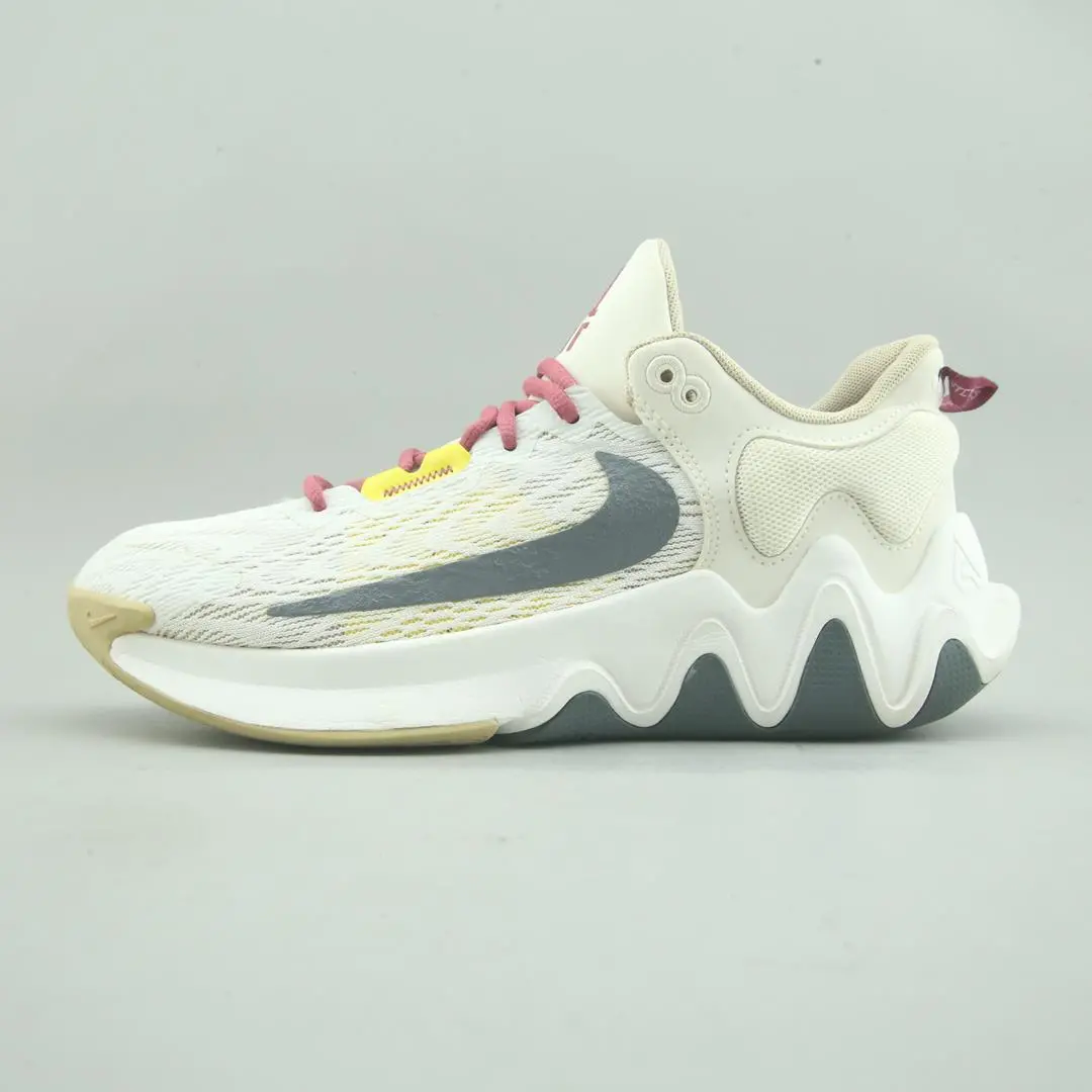 Nike Giannis Immortality 2 1