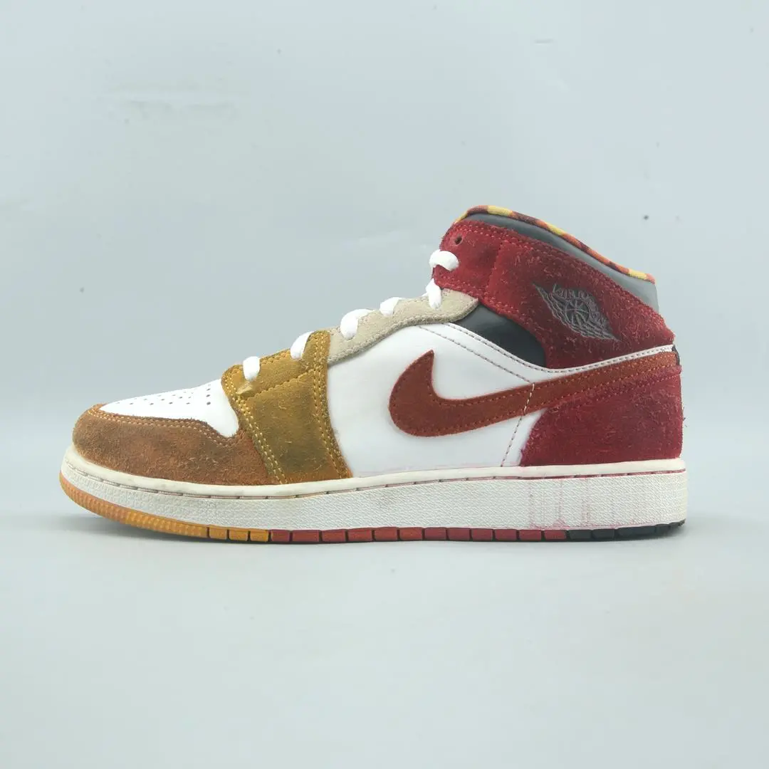Nike Jordan 1 Mid Se 1