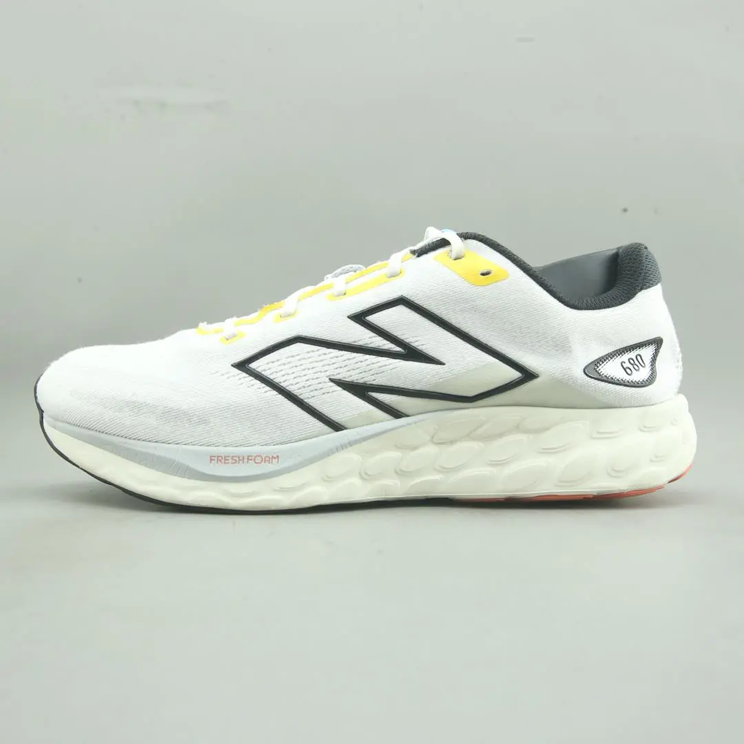 New Balance Fresh Foam 680V8 1