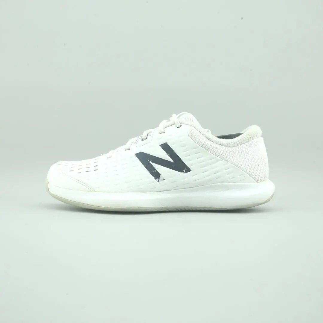 New Balance 696V4 1