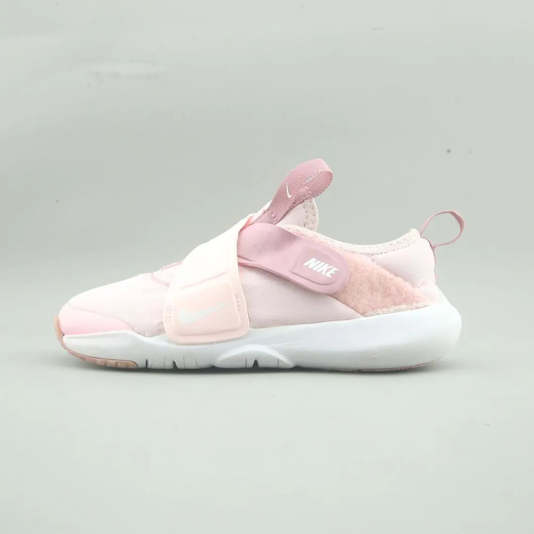 Nike  Flex Advance 1