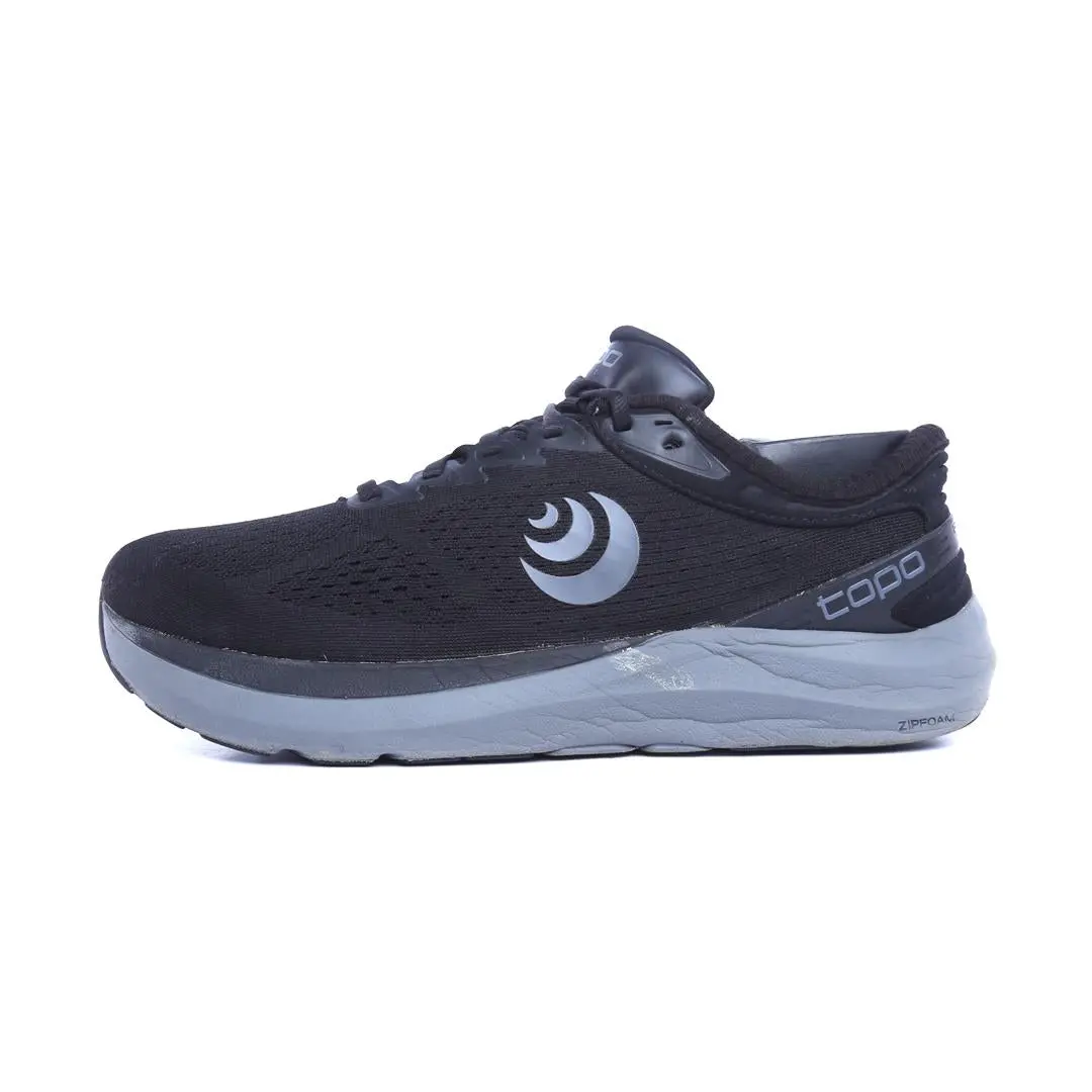 Topo Athletic Phantom 3 1