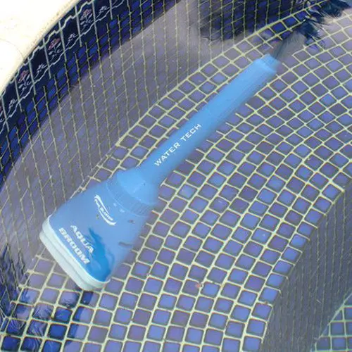 Water Tech Pool Blaster Aqua Broom 1