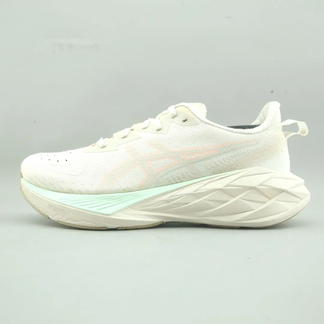 Asics Novablast 4 1