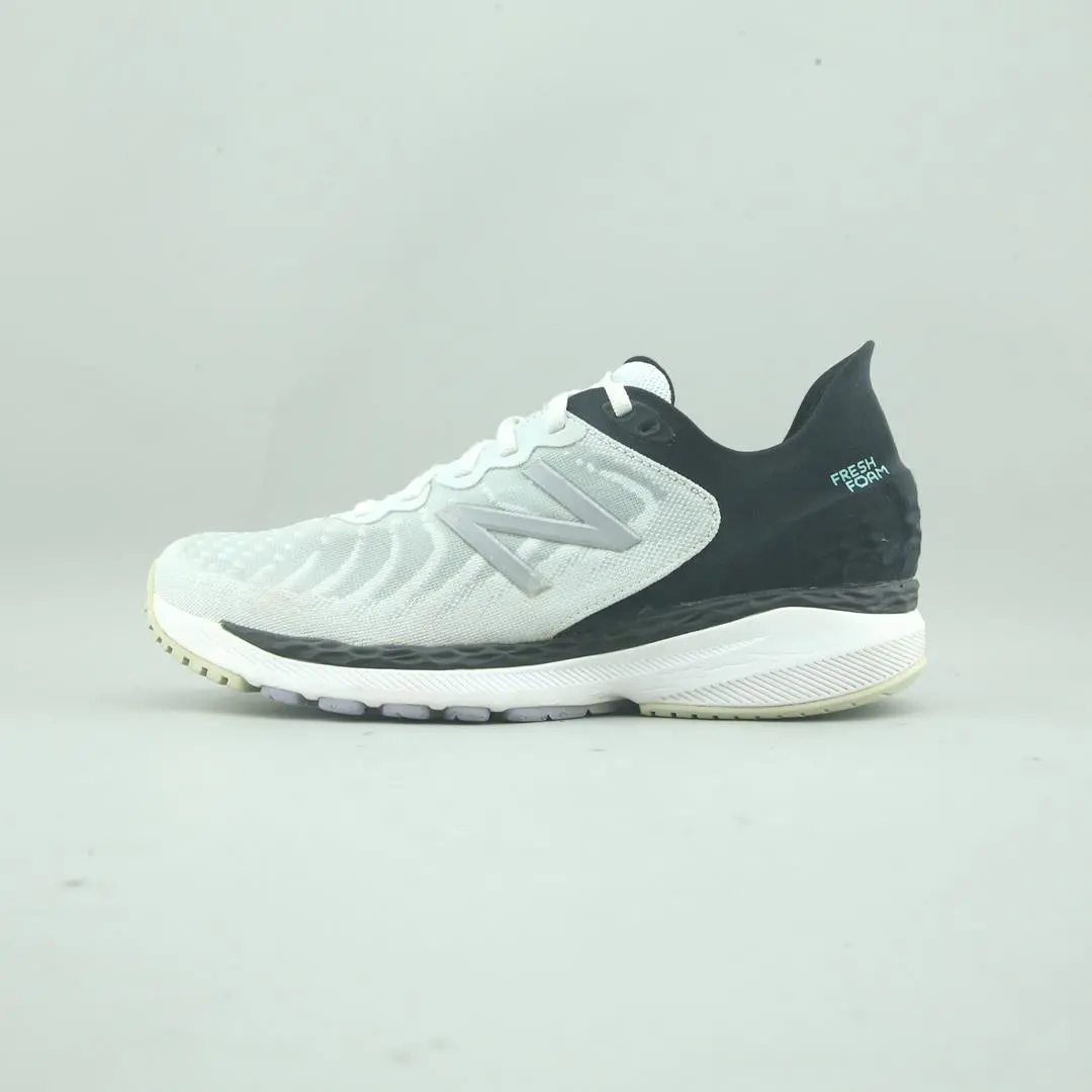 New Balance Fresh Foam X 860V11 1
