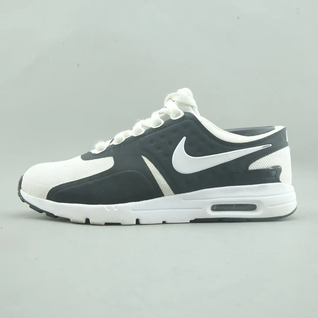 Nike Air Max Zero Essential 1