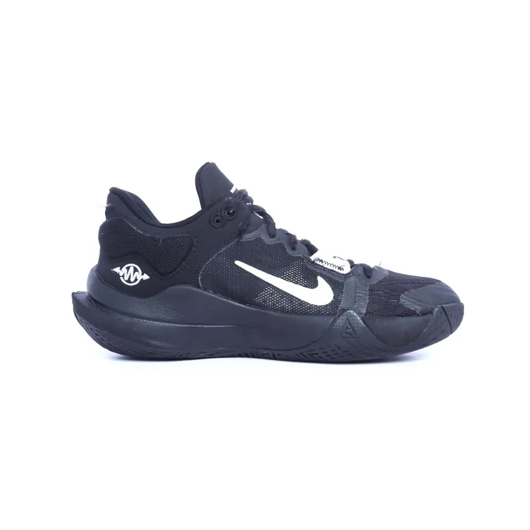 Nike Giannis Immortality 2 2