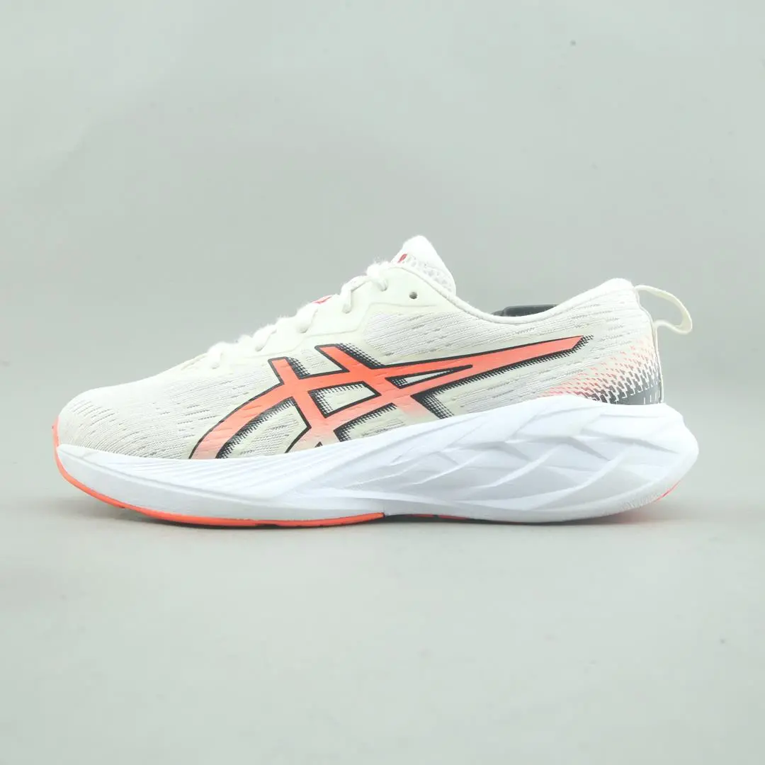 Asics  Novablast 4 1