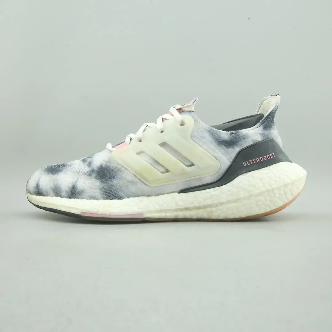Adidas Ultraboost 22 1