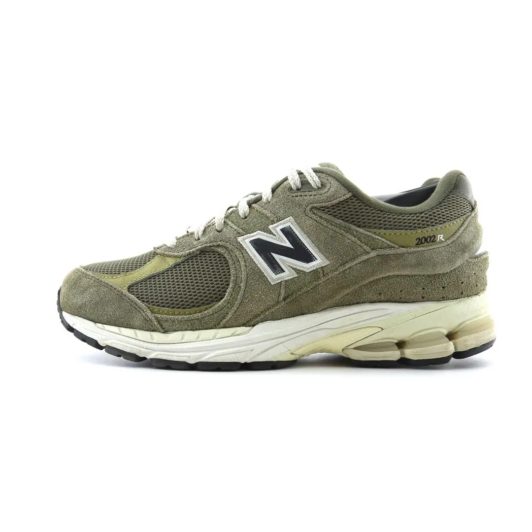 New Balance 2002R 1