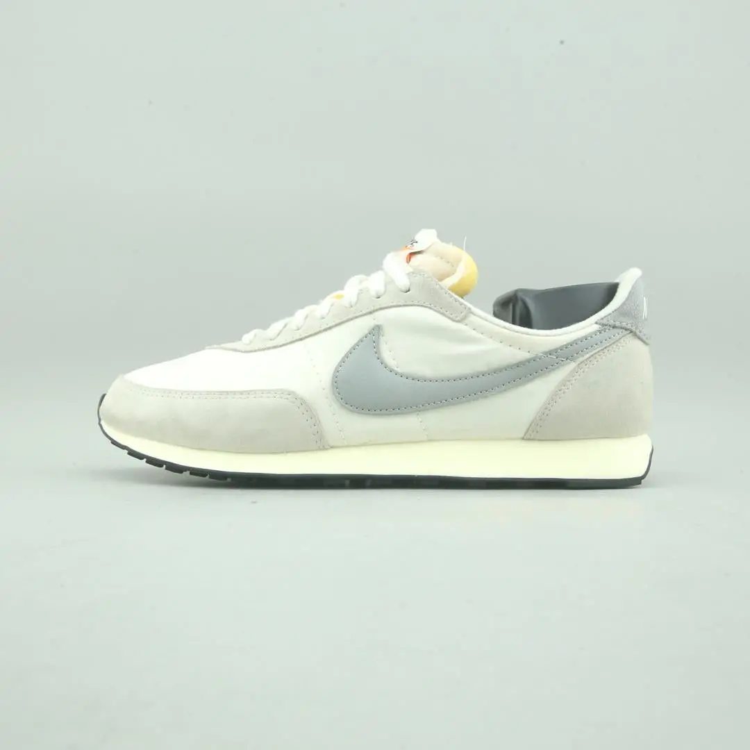 Nike  Waffle Trainer 2 1