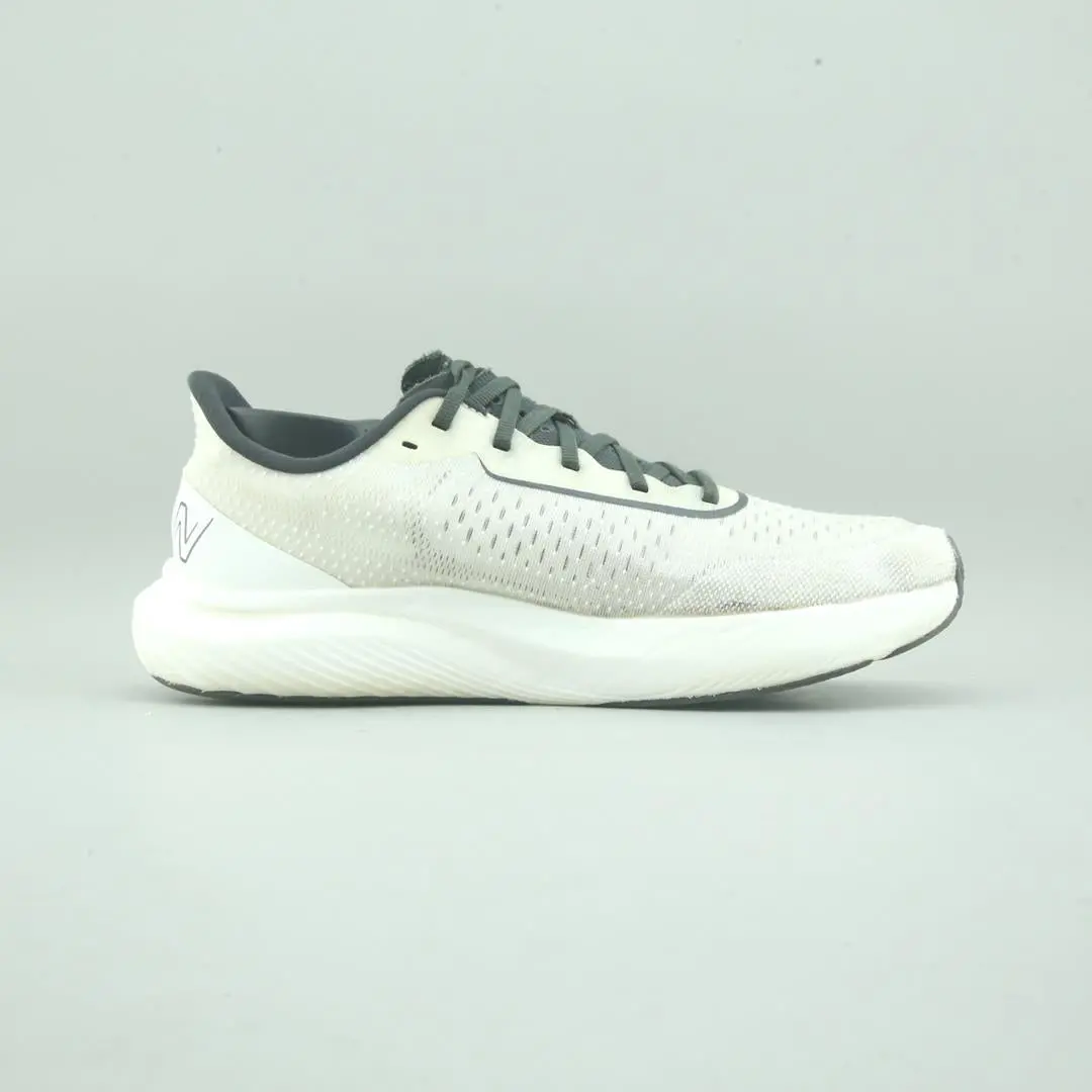 New Balance Fuelcell Rebel V3 2
