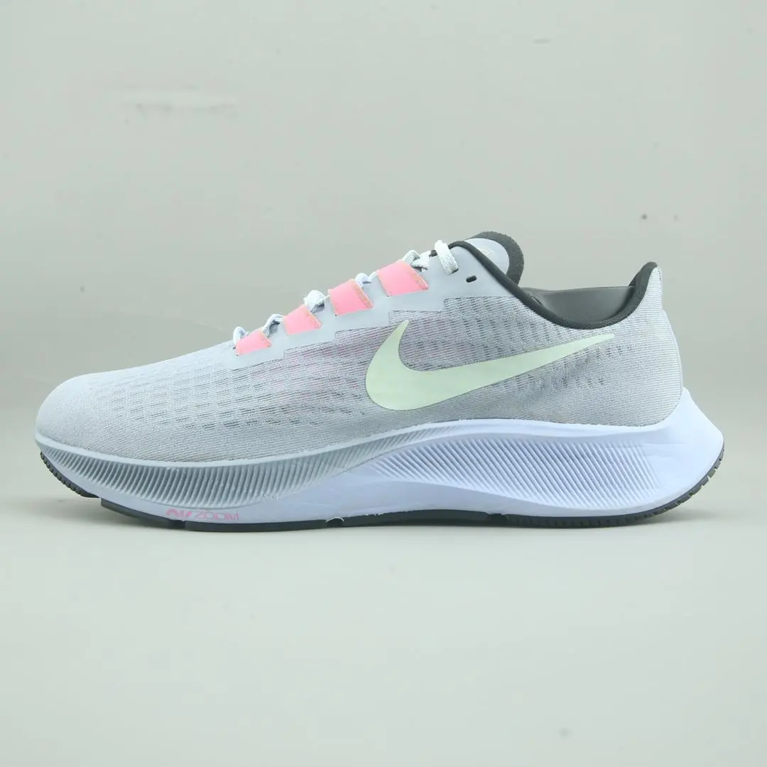 Nike Zoom Pegasus 37 1