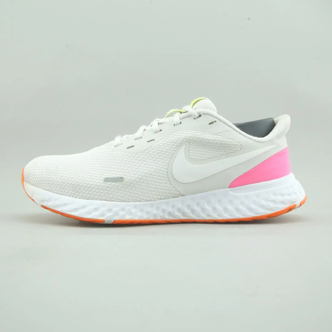 Nike  Revolution 5 1