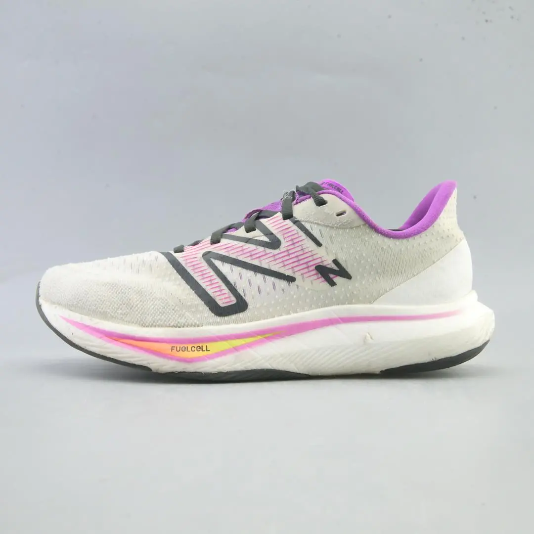 New Balance Fuelcell Rebel V3 1