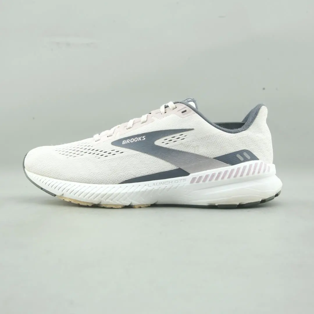 Brooks Launch 8 Gts 1