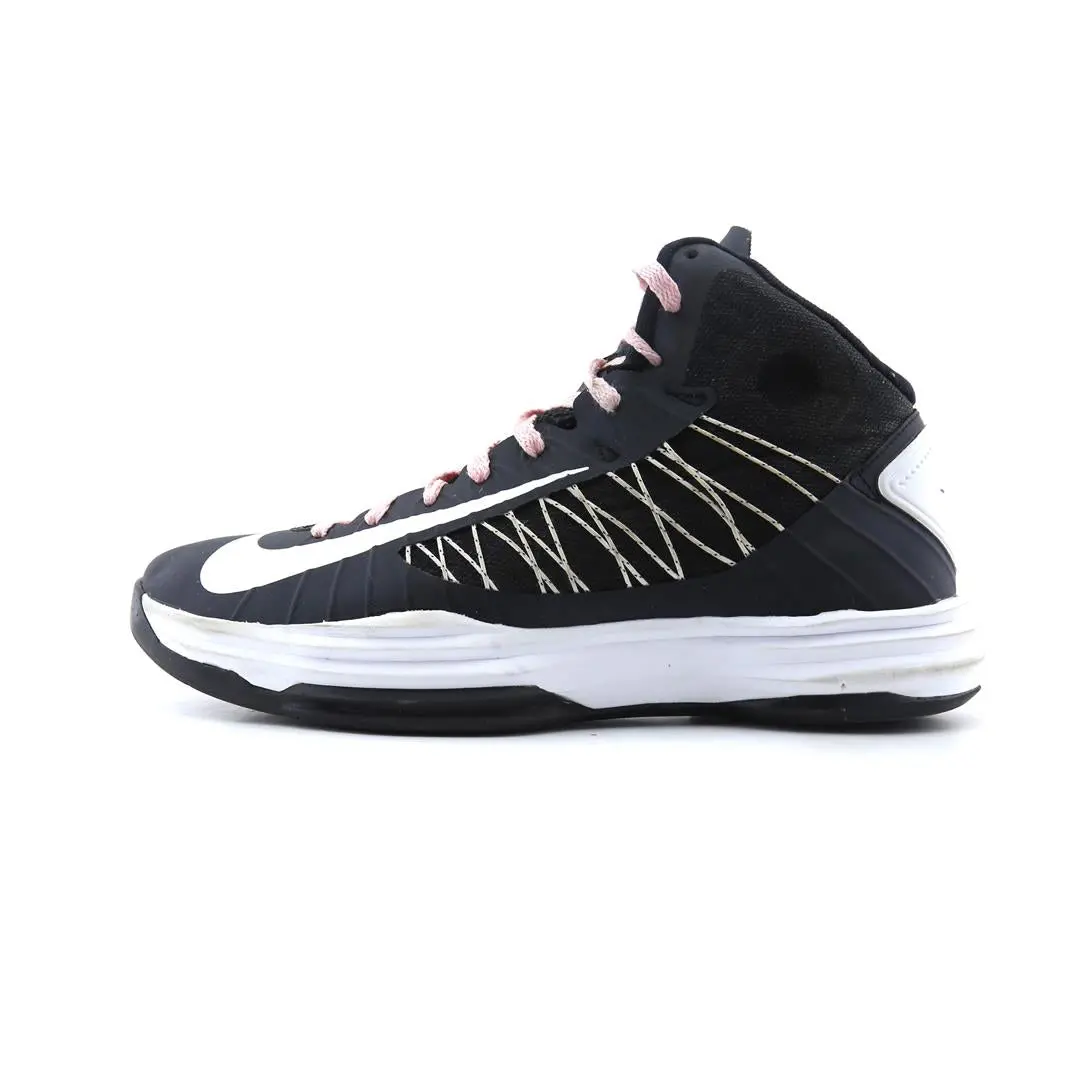 Nike Hyperdunk 2012 1