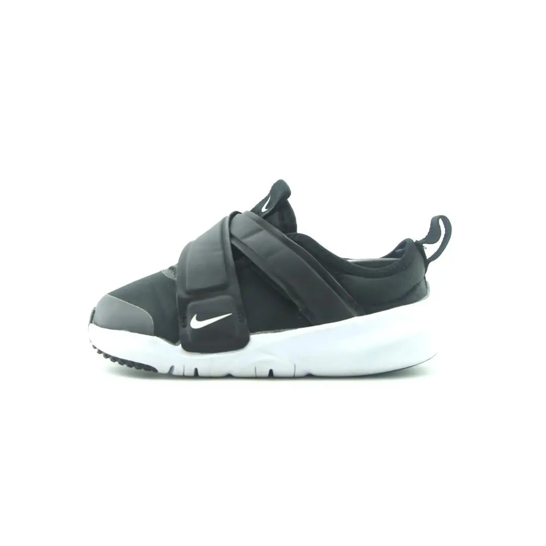 Nike Flex Advance 1