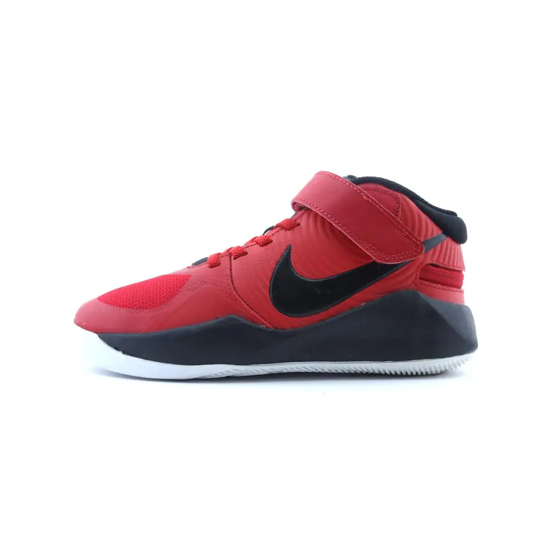 Nike Team Hustle D 9 Flyease 1