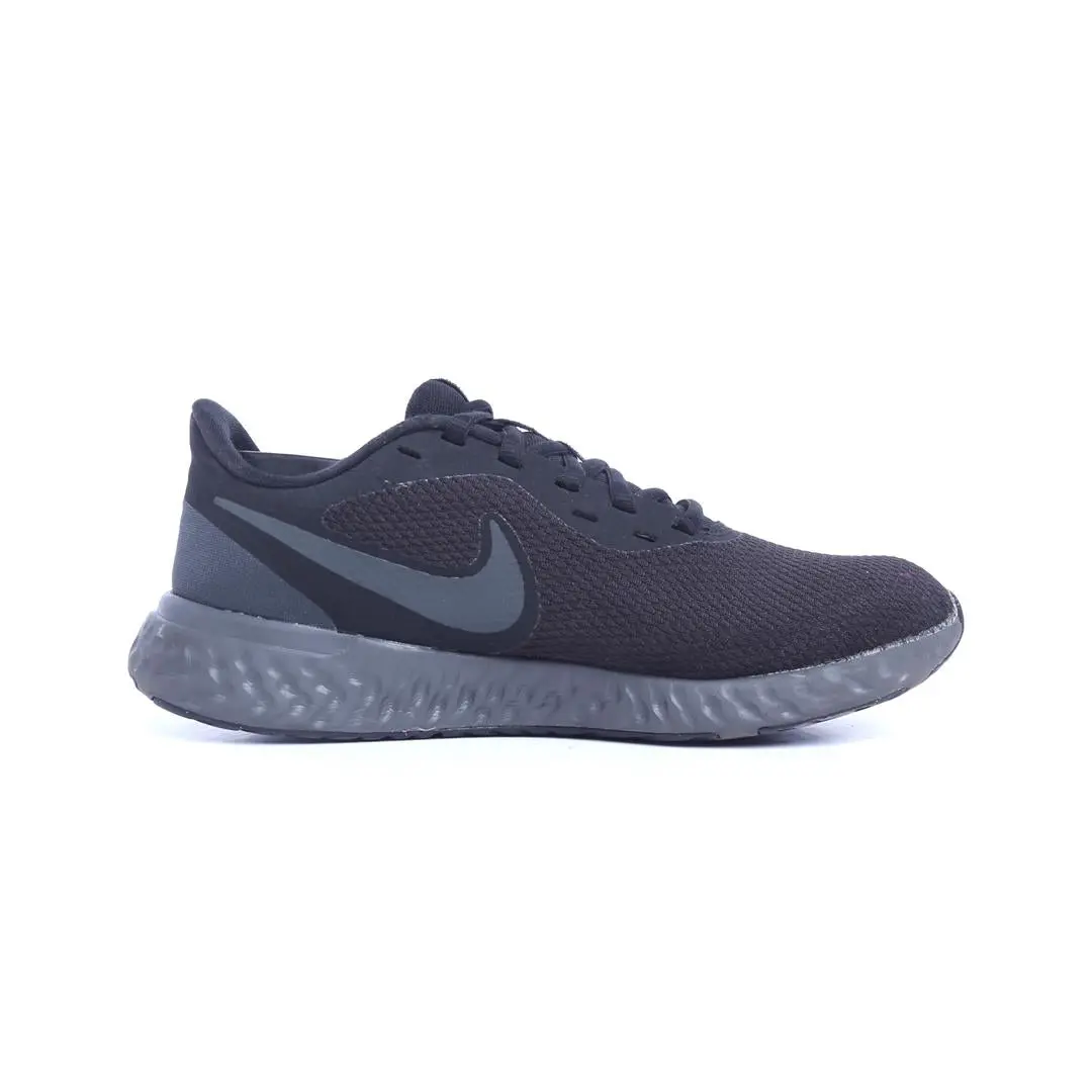 Nike Revolution 5 2