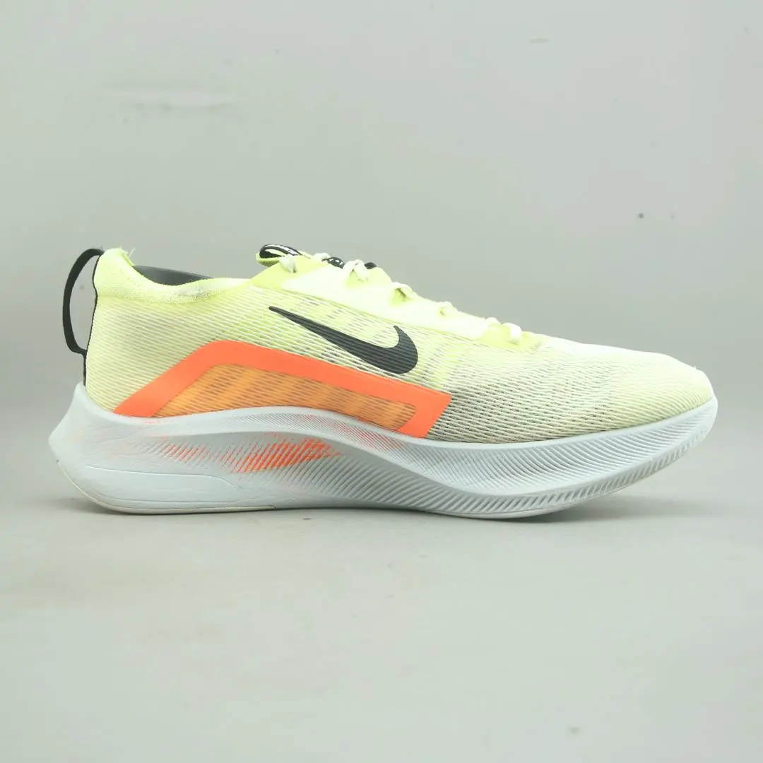 Nike Zoom Fly 4 2
