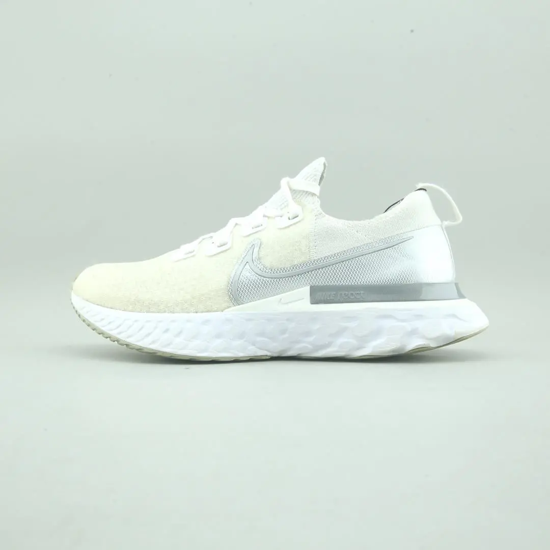 Nike React Infinity Run Flyknit 1